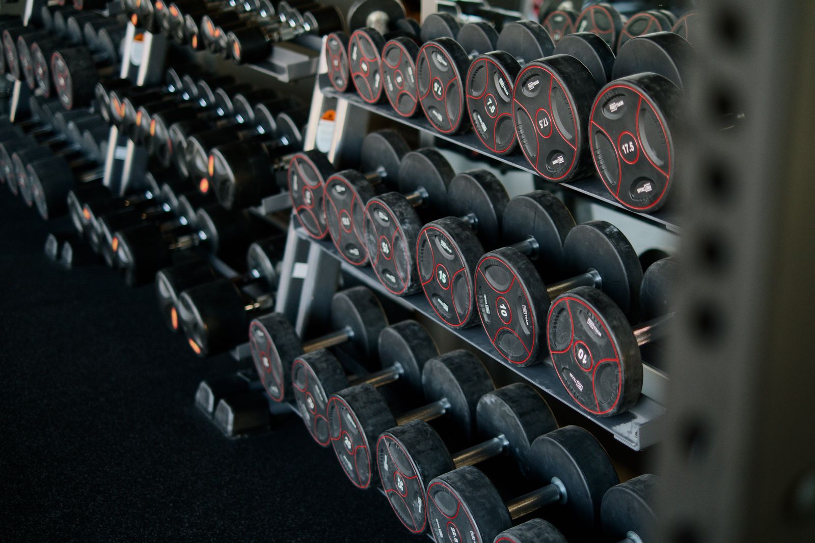 Resistance Bands vs Dumbbells vs Kettlebells for Home