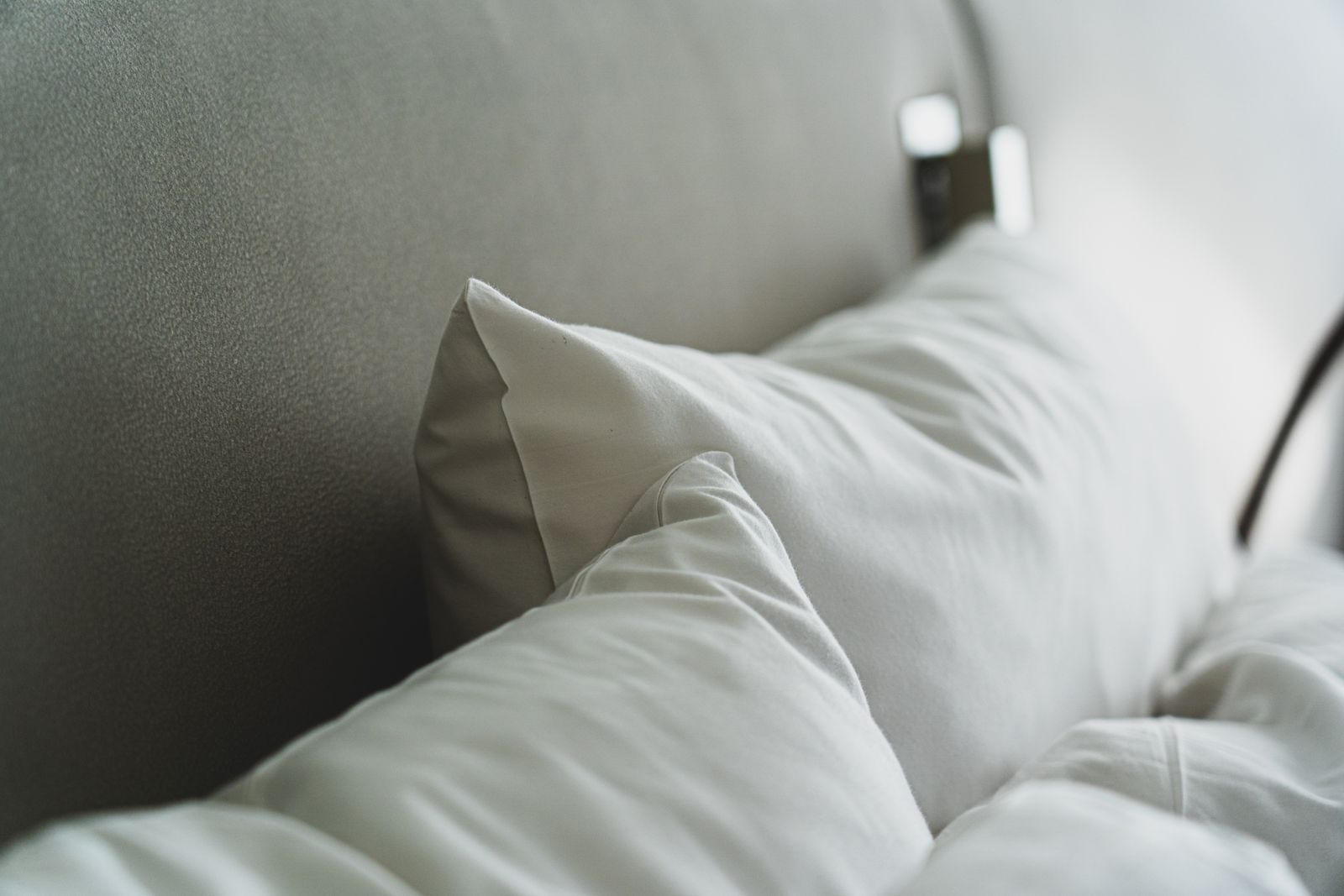 Cooling Pillows Ranked: Purple Harmony, Tempur-Cloud Breeze, and Hullo Buckwheat by the Numbers