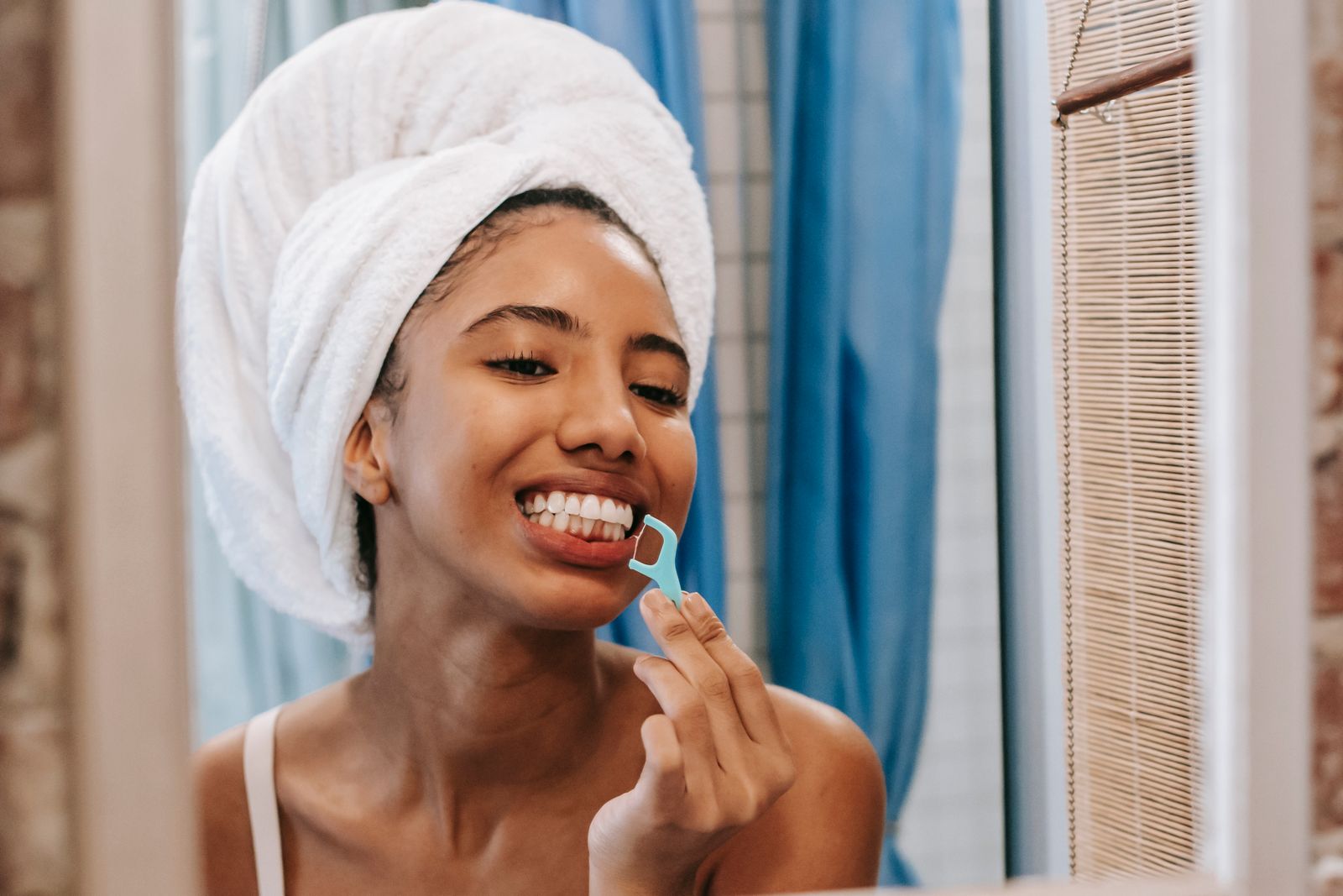 Choosing a Water Flosser by Pressure Range, Not Brand Ads