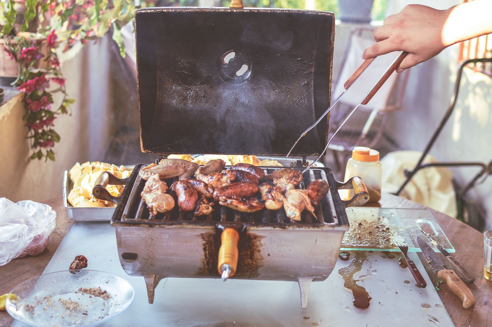 Instant-Read or Wireless? The Real Difference Between These Three Meat Thermometers